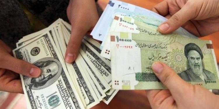 İranda dollar limitlə satılır | FED.az