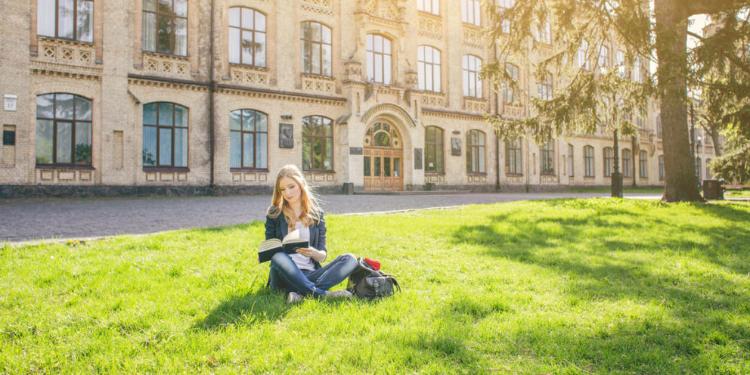 Sərfəli qiymətlərlə yaxşı təhsil verən xarici universitetlər | FED.az