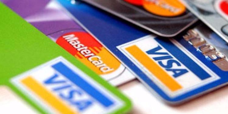 За месяц в Азербайджане изъято из обращения 16 тыс. кредитных карт | FED.az