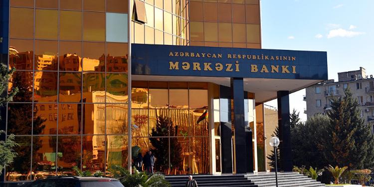 Banklar pulu Mərkəzi Banka qoymaq üçün növbəyə durub | FED.az