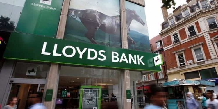 Lloyds отчитался о стабильной прибыли вопреки беспокойству о последствиях Brexit | FED.az