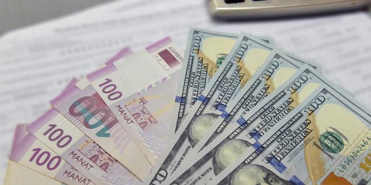 Banklara satılan dolların həcmi açıqlandı - MƏBLƏĞ | FED.az