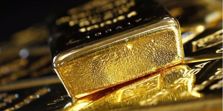 Золото дорожает на фоне неопределенности с выборами в США и ставкой ФРС | FED.az