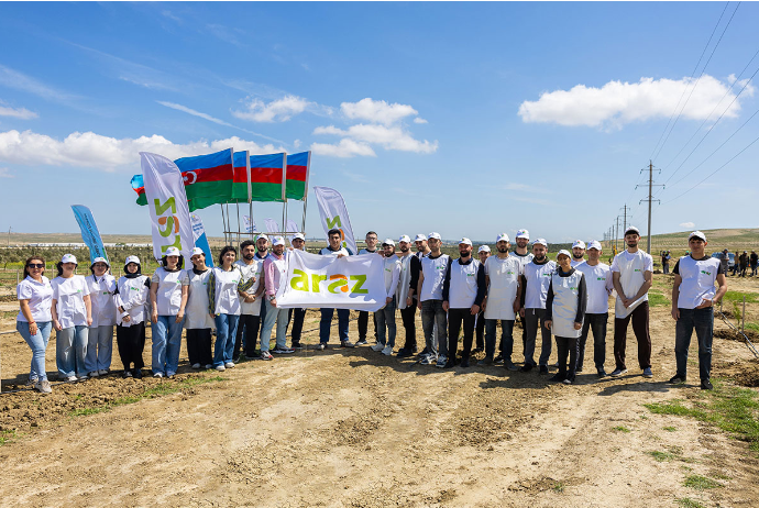 “Araz” supermarketlər şəbəkəsi ağacəkmə aksiyası keçirib - FOTOLAR | FED.az