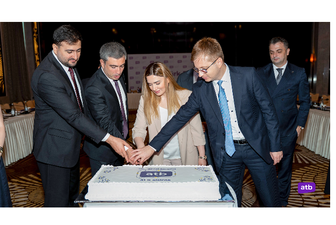“Azər-Türk Bank” ASC-nin fəaliyyətə başlamasının 31-ci ildönümü - QEYD OLUNDU | FED.az