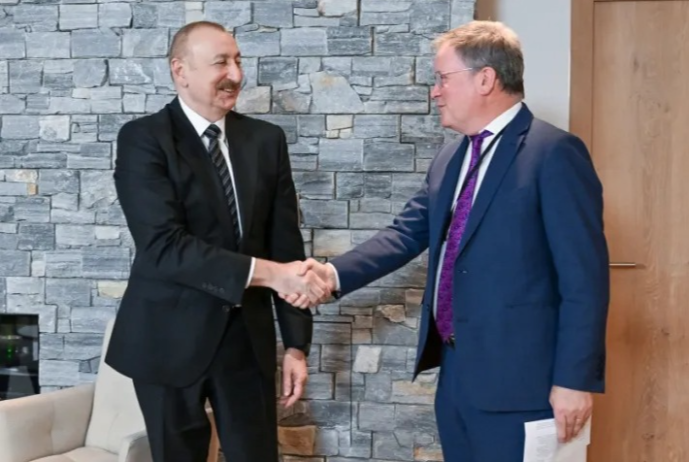 Aərbaycan ilə dünyanın aparıcı neft ticarəti arasında əməkdaşlıq məsələləri müzakirə edilib | FED.az