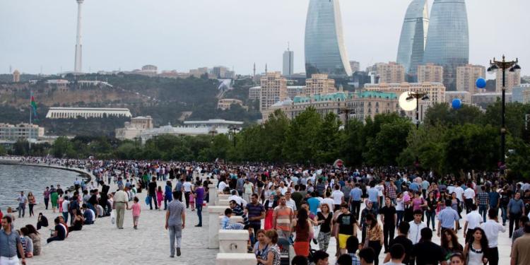 1000 kişiyə 1005 qadın düşür - SAYIMIZ AÇIQLANDI | FED.az