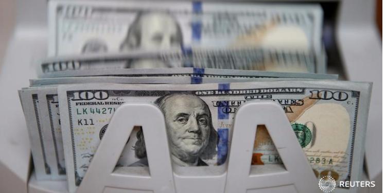 Доллар стабилен перед заседанием ФРС, инвесторов тревожит расследование в отношении Клинтон | FED.az