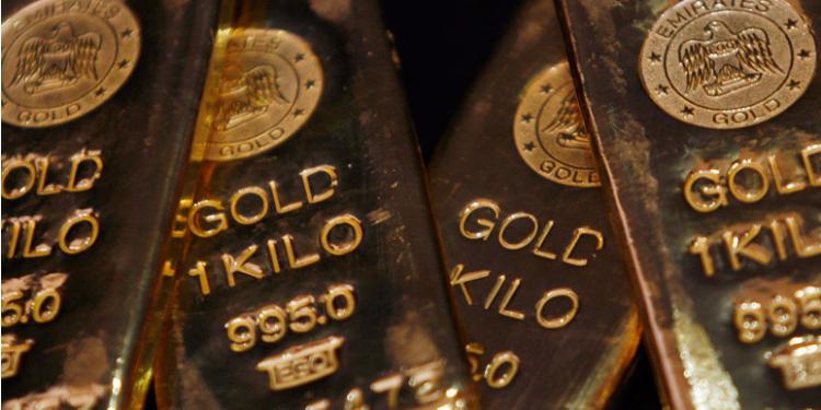 Золото подступает к 4-недельному максимуму; в фокусе ФРС и выборы в США | FED.az
