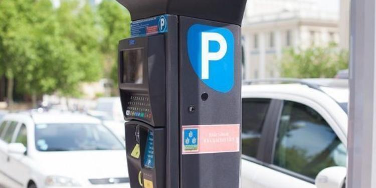 Paytaxtda 11 əsas küçədə parklanma qadağan edilir | FED.az