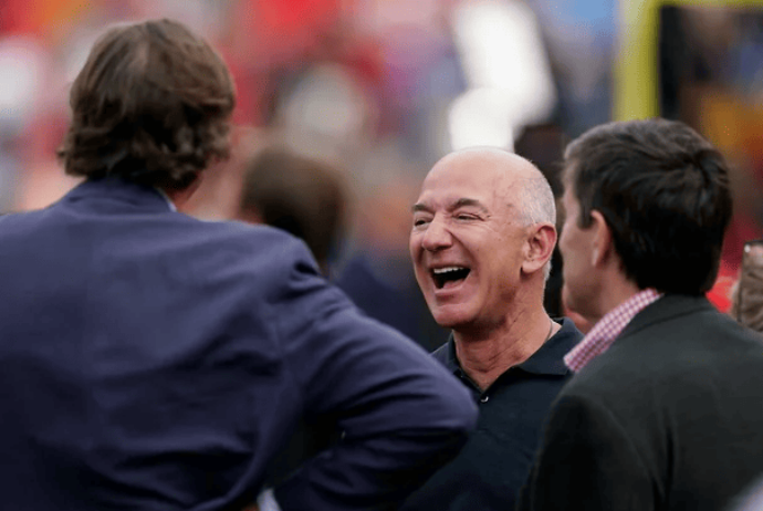 Ceff Bezos «Amazon»un 12 miltyon səhmini satıb - 2 MİLYARD DOLLAR | FED.az