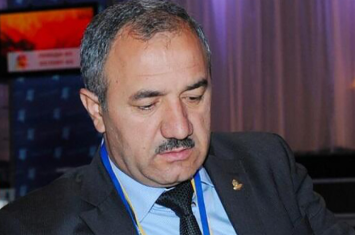 Prezidentin Mətbuat xidmətinin sektor müdiri işdən çıxarıldı | FED.az