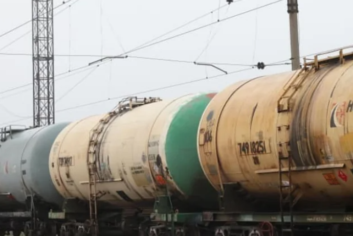 Azərbaycandan Ermənistana 4 500 ton dizel yanacağı yola salınır | FED.az