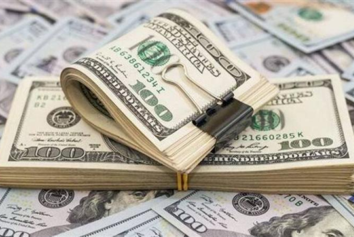 AMB: 6 ayda nağd xarici valyutanın alışı satışını 482 milyon dollar üstələyib | FED.az