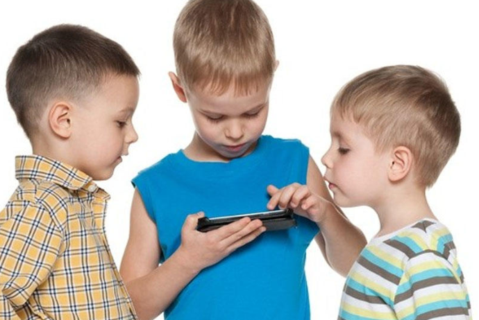 Reklamda uşağın görüntüsü valideynlərinin razılığı ilə istifadə edilə biləcək | FED.az