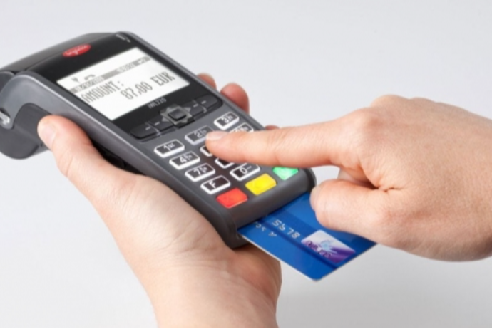 Azərbaycanda kartlarla ödənişlər 30% artıb | FED.az