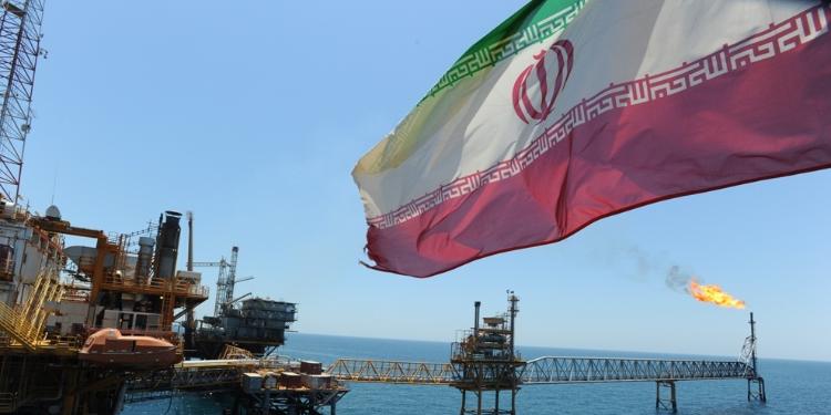 İran ilk dəfə nefti birjada satışa təqdim edib | FED.az