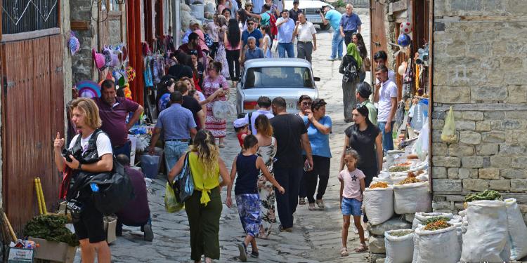 Azərbaycanda turizm polisi yaradılsın - TƏKLİF | FED.az