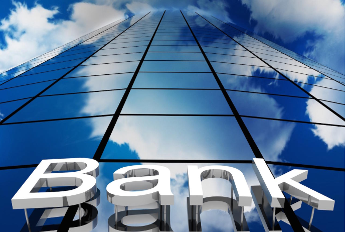AMB rəsmisi: "Bankların davamlı maliyyələşmədə əsas problemi investor tələbatıdır" | FED.az