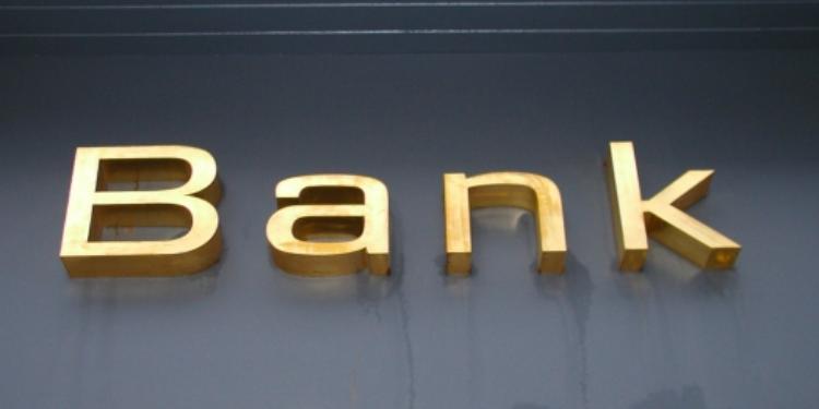 Daha iki bank bağlandı - Rusiyada | FED.az