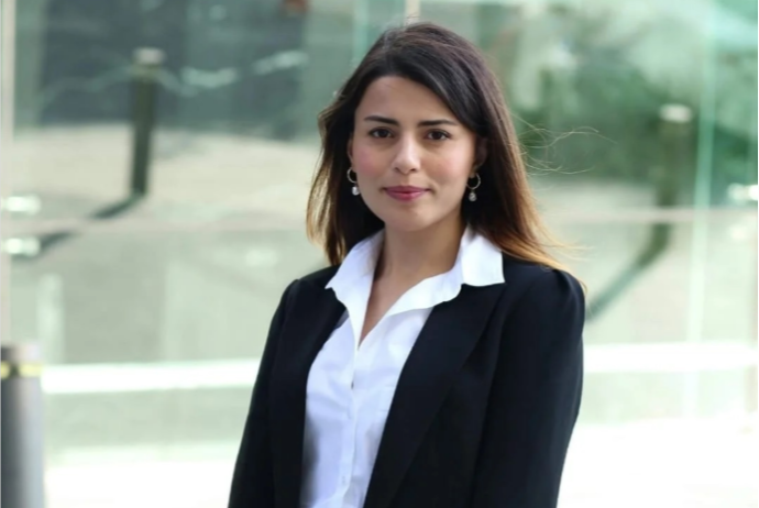 Londonda Avropa Bankında çalışan azərbaycanlı: Britaniyada hüquqşünas işləmək prosesi çox tələbkardır - MÜSAHİBƏ | FED.az