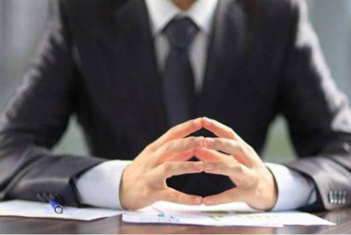 Milyonçu sahibkarlar “10 manatlıq” şirkətlərinə görə - Məsuliyyət daşıyırmı? | FED.az