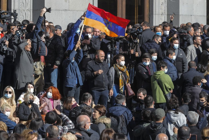 Ermənistanda Paşinyana qarşı yeni aksiya keçirilib | FED.az