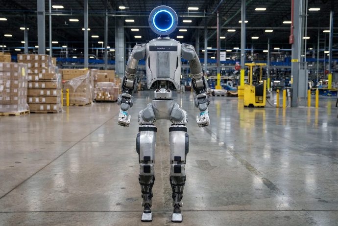 Çinin elektromobil istehsalçıları avtomobil bazarı zəiflədikcə humanoid robotlara yönəlir | FED.az
