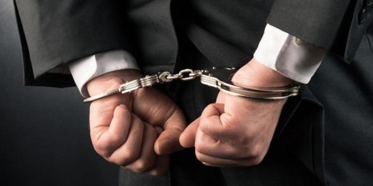 В Азербайджане за незаконные действия арестованы три налоговых инспектора | FED.az