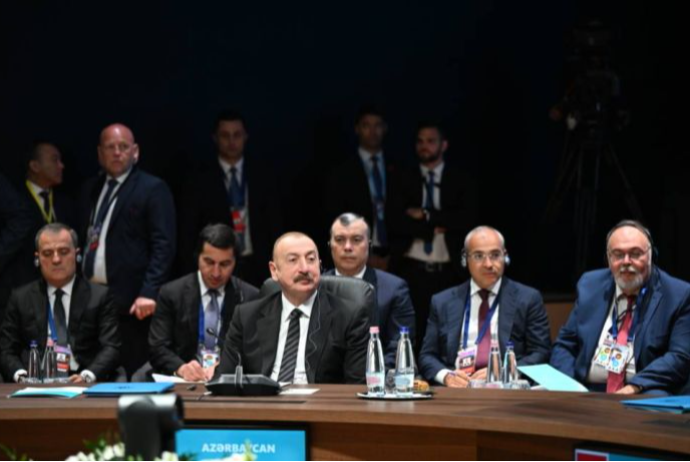 "Azərbaycanın Xəzərdə 50-dən çox ticarət gəmisi var, 10 yeni gəmi də inşa edilir" | FED.az
