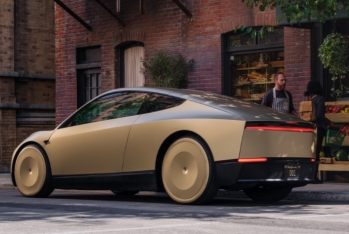 “Tesla” “Robotaxi” xidmətini işə salıb