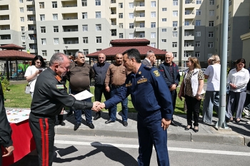 Hərbi qulluqçulara mənzillər verildi - FOTOLAR | FED.az