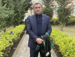 Tanınmış vəkillərin fəaliyyəti dayandırıldı - FOTOLAR | FED.az