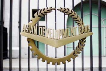 Asiya İnkişaf Bankının rəsmisi: "Sahibkarlar bizdən daha çox kredit istəyirlər"