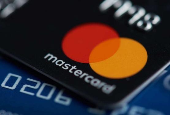 “MasterCard”: Azərbaycan banklarına 2 il vaxt vermişik