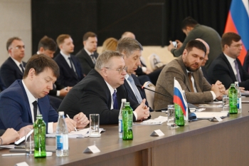 Zəngilanda Rusiya-Azərbaycan Hökumətlərarası Komissiyasının iclası keçirilib, protokol və yol xəritəsi imzalanıb | FED.az