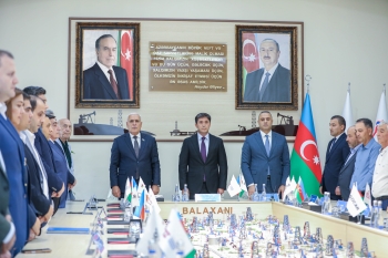 YAP fərqlənən Balaxanı neftçilərini peşə günləri münasibəti ilə mükafatlandırdı - [red]FOTOLAR[/red] | FED.az