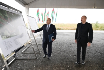 2-3-4-5 otaqli evlər, 2-3 mərtəbəli binalar - Füzulidə Qaraxanbəyli kəndinin təməli qoyulub
