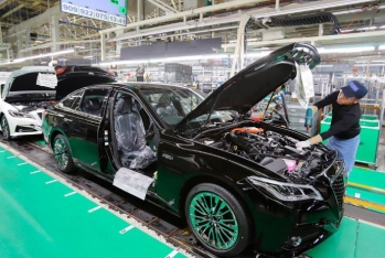 “Toyota” daxili bazar üçün “Camry” istehsal etməyəcək