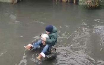 Bakıda bəzi əraziləri yenidən su basdı - [red]İnsanlar təxliyə edilir - VİDEO[/red] | FED.az