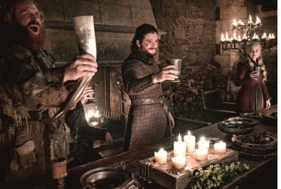 «Game of Thrones»da 2,3 milyard dollarlıq  - REKLAM SƏHVİ