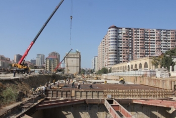 Yeni metro stansiyasının tikintisindən - Fotolar