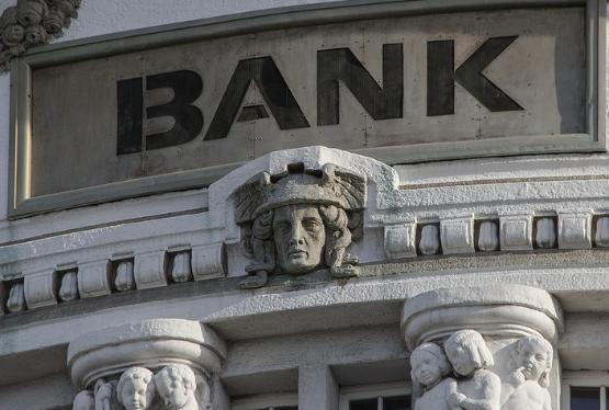 7 bankın balans kapitalı - 100 MİLYON MANATDAN ÇOXDUR