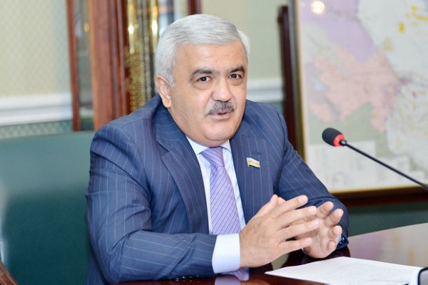 Rövnəq Abdullayev: Bəzi şirkətlər “Ümid-Babək” layihəsində - İŞTİRAK ETMƏK İSTƏYİR