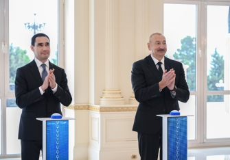 Azərbaycan Türkmənistana tanker hədiyyə edib - FOTOLAR | FED.az