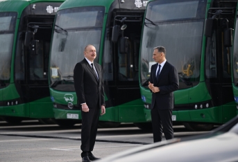 Avtobus parkı 160 ədəd “BYD” avtobusundan ibarətdir - Uzunluğu 12 metr, sərnişin tutumu 83 nəfərdir | FED.az