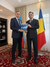 AQC sədri Azərbaycanın Rumıniyadakı səfiri ilə görüşüb – FOTO | FED.az
