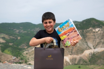 ЗАО «AzerGold» провело в Дашкесане очередную акцию для детей «Книжка в подарок» | FED.az