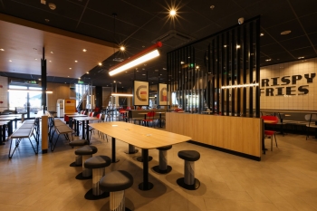 “McDonald's Azərbaycan”ın yeni restoranı Qala qəsəbəsində açılıb - [red]FOTOLAR[/red] | FED.az