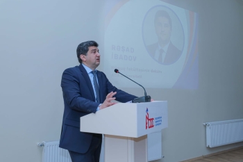ADA Universitetinin Hüquq fakültəsinin dekanı Balaxanı neftçiləri ilə müzakirə keçirib -[red] FOTOLAR[/red] | FED.az